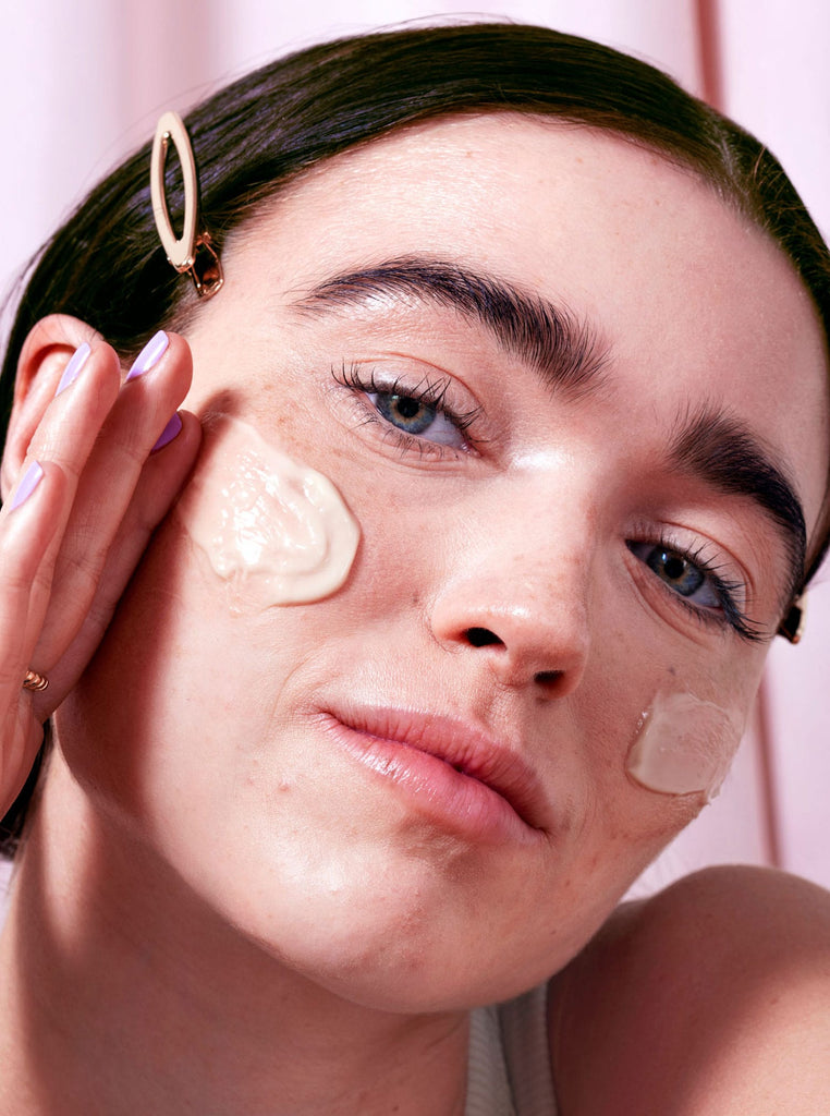 Model applying Sleep Defence to cheeks