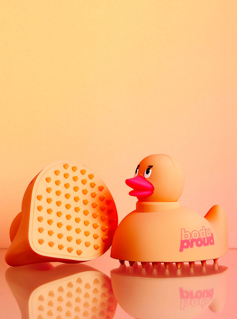 sami the duck scalp & body brush